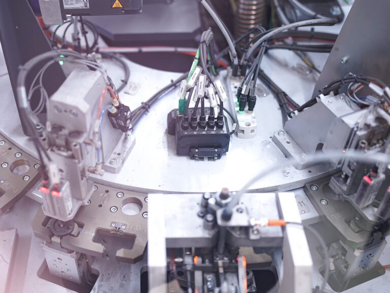 Soudage par ultrasons de pièces thermoplastiques chez Vallotech